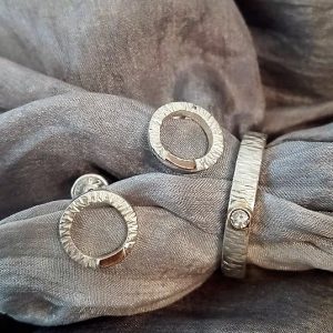 Sidabro žiedas su auskarėliais